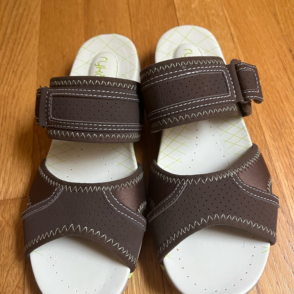 Ryka essence brown slide sandals never worn new with box - Picture 4 of 4
